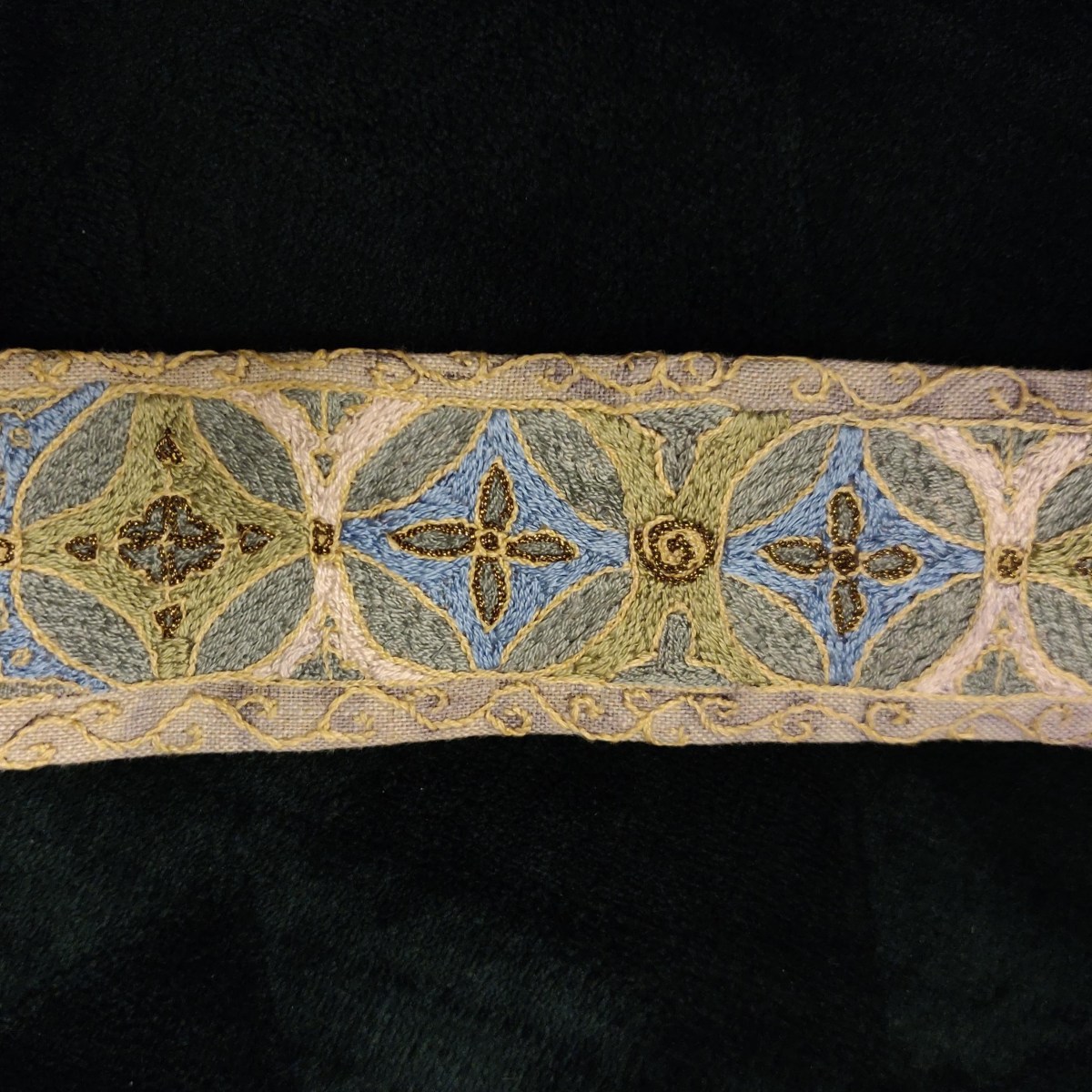 Practicing Medieval Embroidery